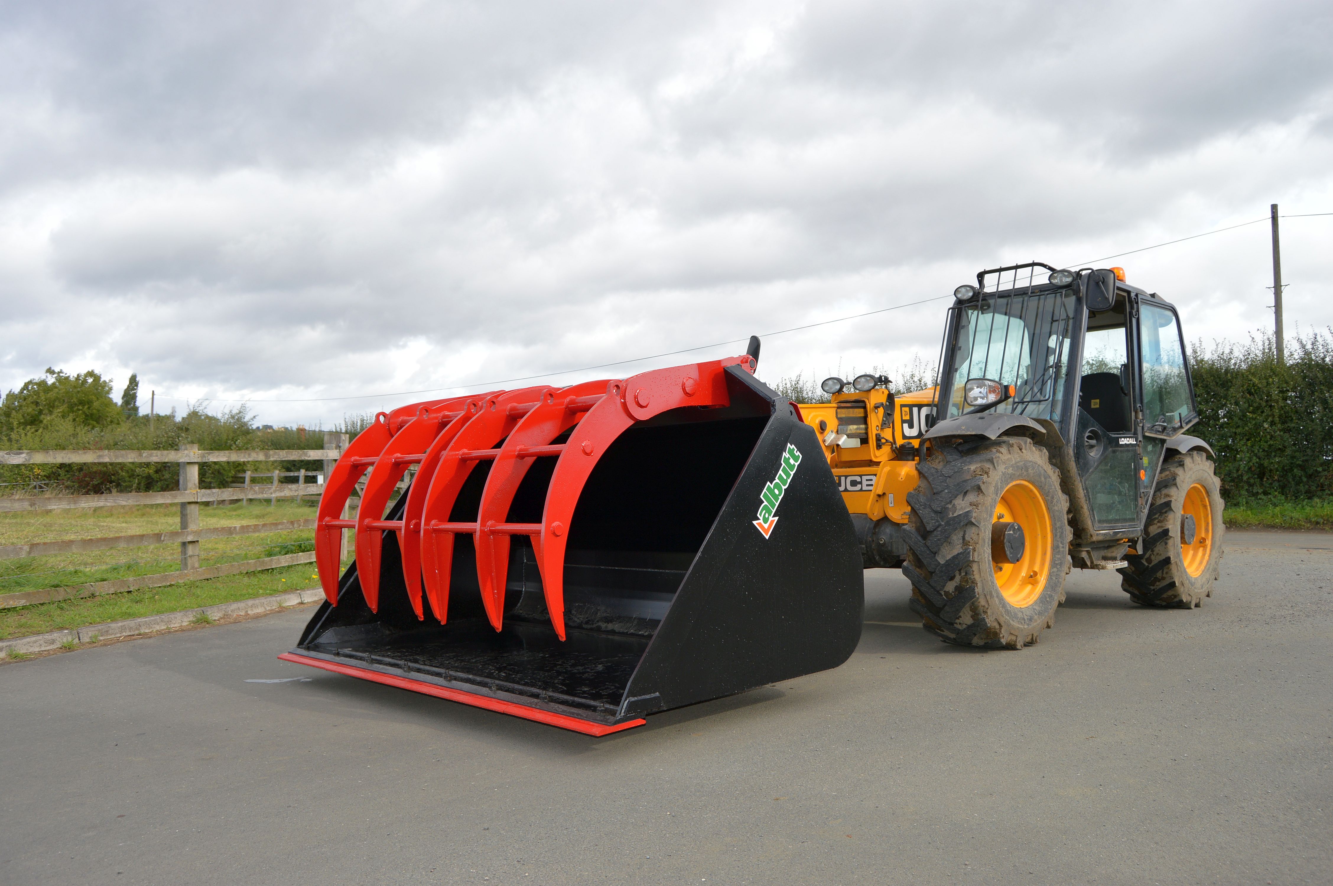 Waste King Bucket & Grab Ultra Heavy Duty Albutt attachments